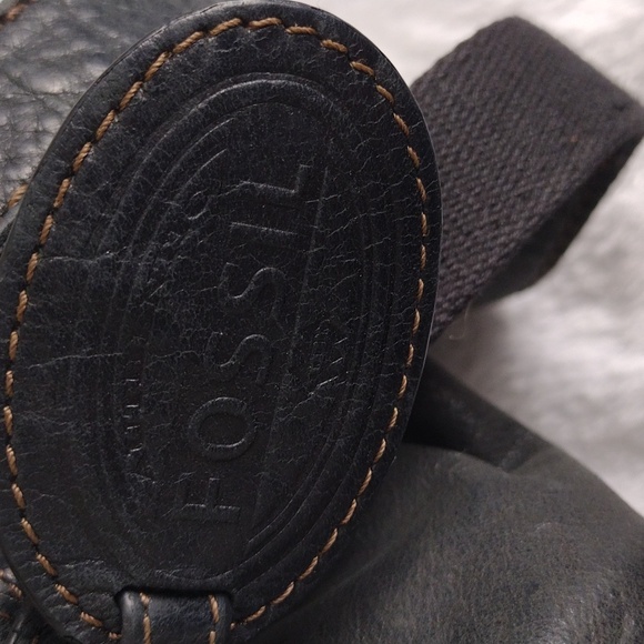 Fossil Leather Shoulder Bag - Picture 6 of 8